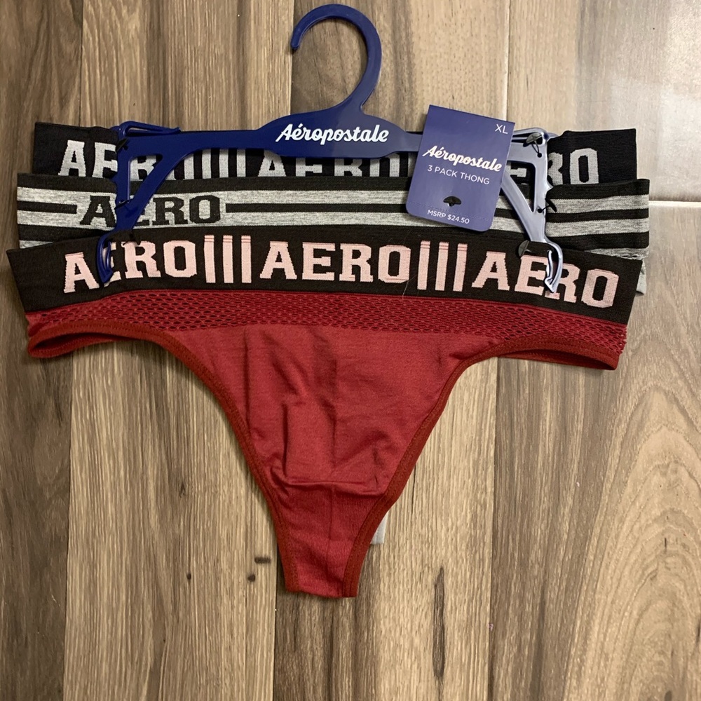 Aeropostale thongs